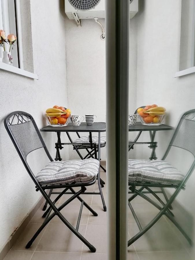 Apartman Mia Sremska Mitrovica Exterior foto